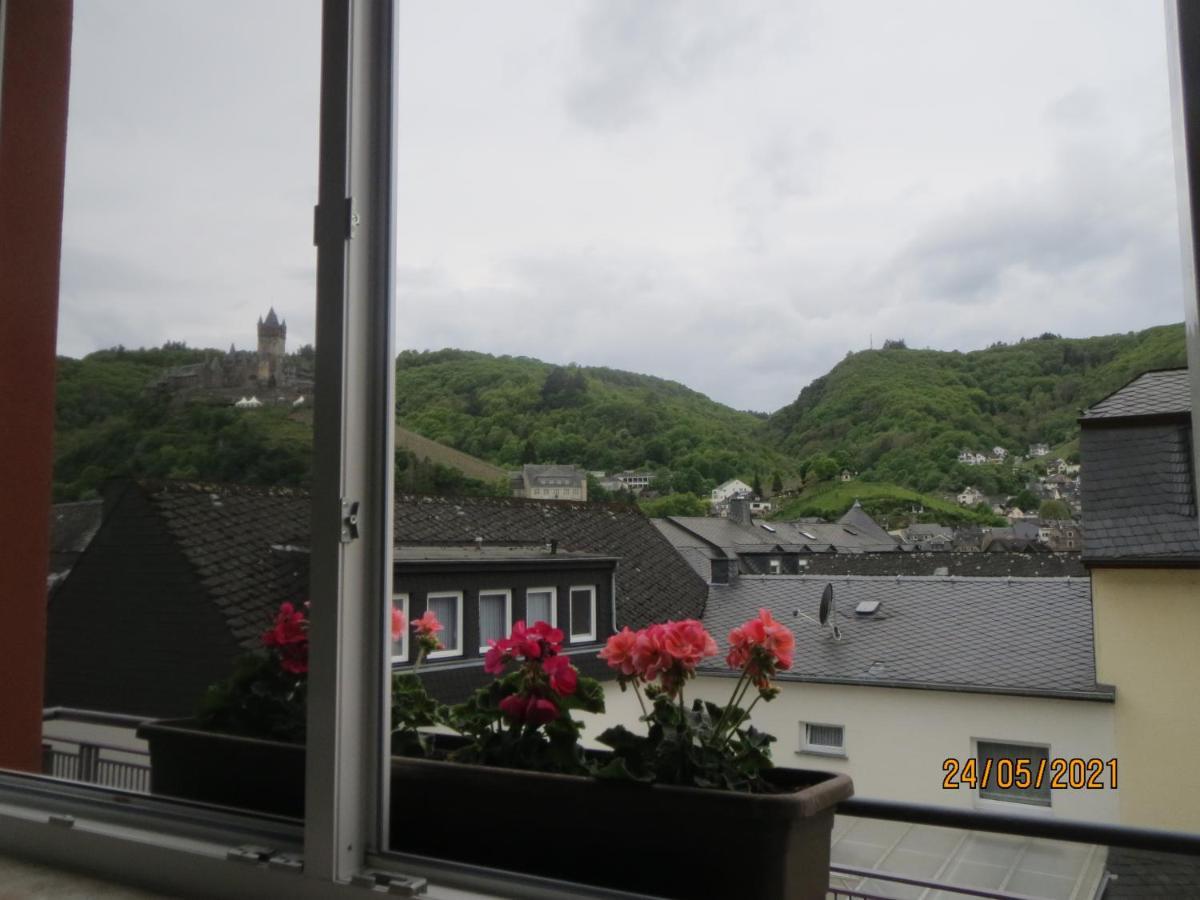 Hotel und Gästehaus Gute Quelle Cochem Exterior foto
